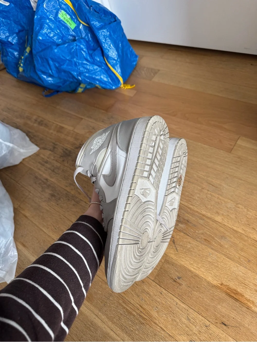 Jordan mid top
